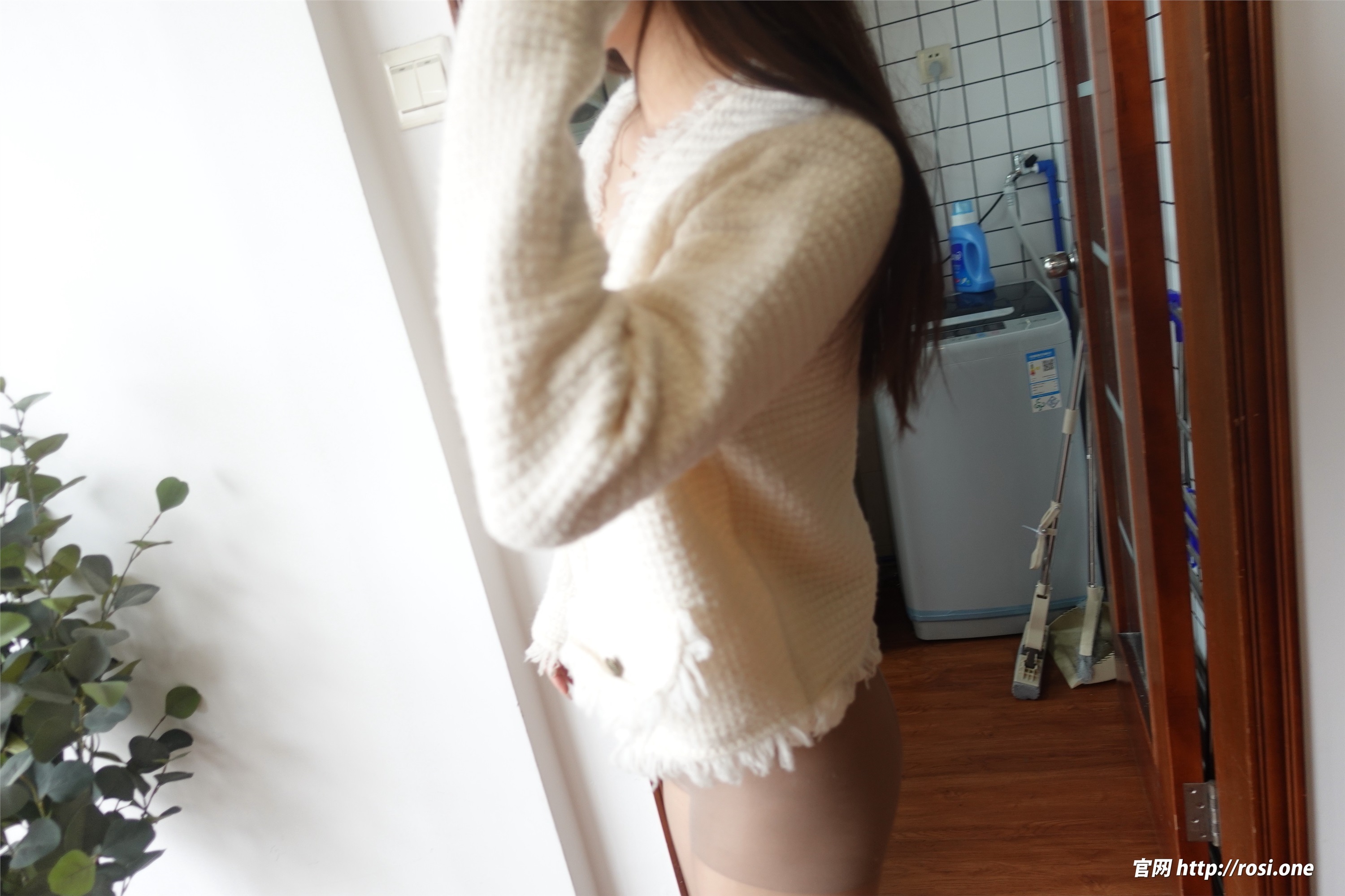 ROSI写真 2022.02.28 NO.3738